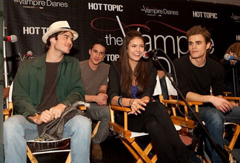 Vampire Diaries Hot Topic Tour